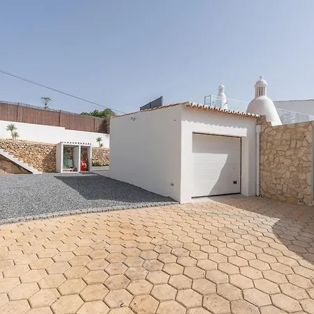 Lavanda Magnificent Five Bedroom *