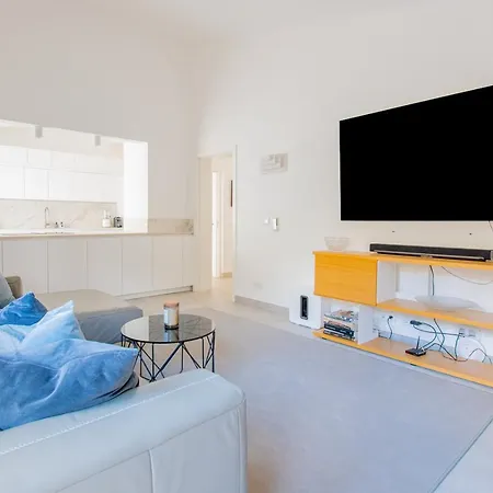 וילה Lavanda Magnificent Five Bedroom קארבואירו