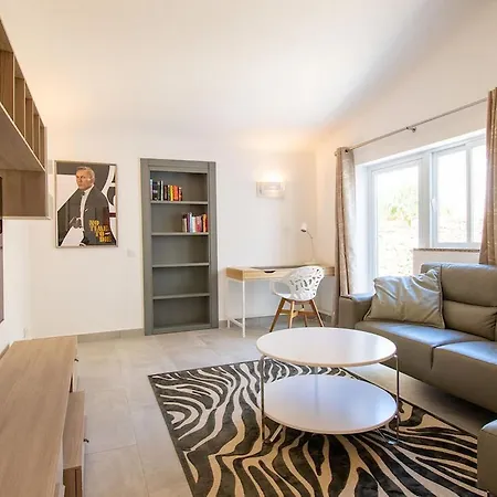 Lavanda Magnificent Five Bedroom Карвоейру