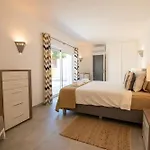 Vila Lavanda Magnificent Five Bedroom *